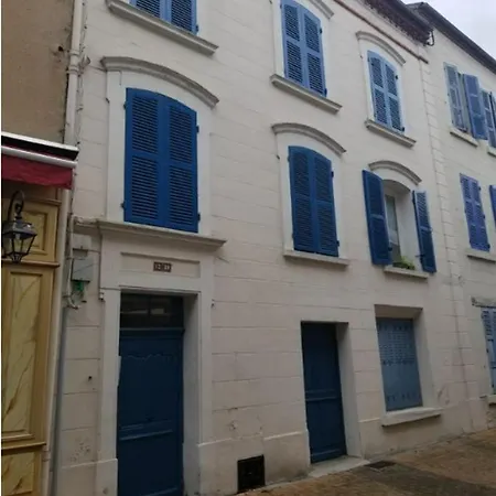 Apartment Au Coeur De La Vieille De