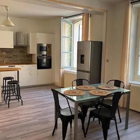 Au Coeur De La Vieille De Apartment *